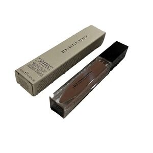 Burberry Kisses Lip Lacquer Long Lasting‎ & Bold Color Lipstick Nude No. 03 0.18